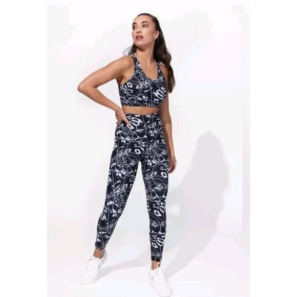 EleVen by Venus Williams Women's 90s Girl 7/8 Legging Size Small - Picture 4 of 10